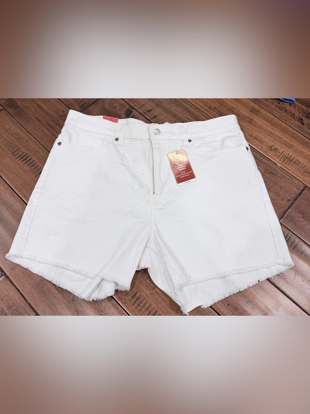 Levi's White High-Rise Frayed Hem Denim Shorts